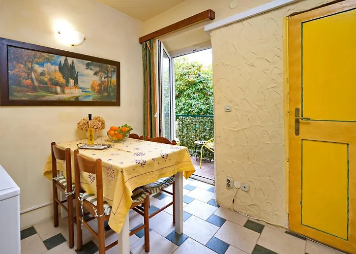 Senko Guest house 3*